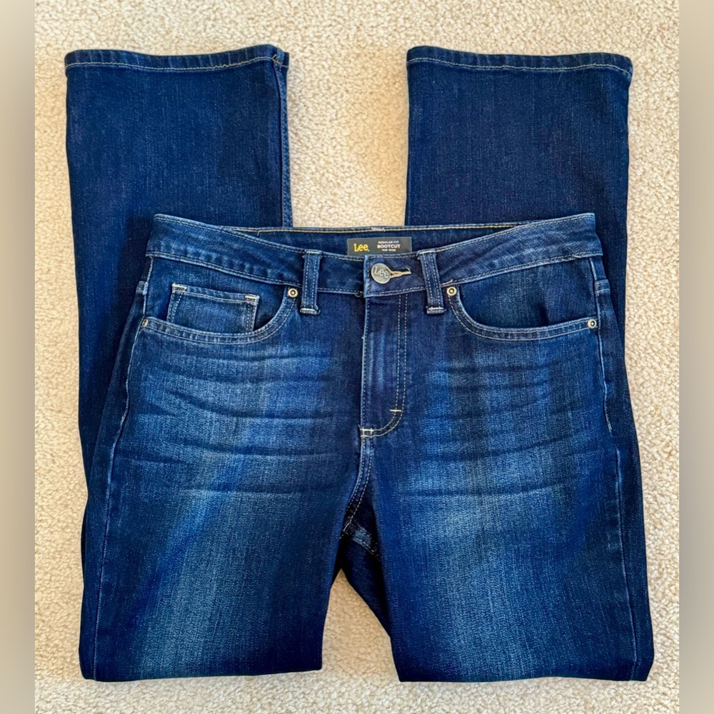 Lee Mid-rise Bootcut Dark Wash Blue Jeans Size 8S